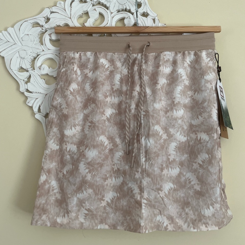 Avalanche Active Skort NWT